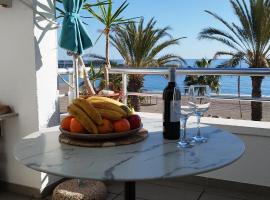 Tríplex Faro, hotel in Carboneras