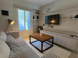 Casa ALI, cuenta con 4 camas individuales y una cama matrimonial, capacidad máxima 6 personas, hotel in Yerba Buena