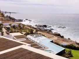Relaxing Oceanside Penthouse with Stunning Views