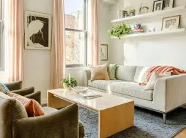 Lux Condo Near Washington Park - Walk Everywhere