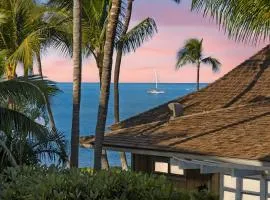 Nani Kai Hale 305 - Oceanview updated condo with AC at beachfront resort