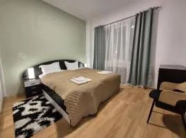 Botev Inn - R2