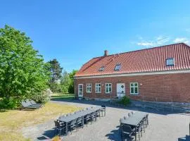 Eight-Bedroom Holiday Home In Glesborg