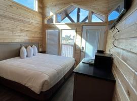 발리에 위치한 호텔 063A Brand New Cozy Cabin with Loft & King bed near Grand Canyon South Rim