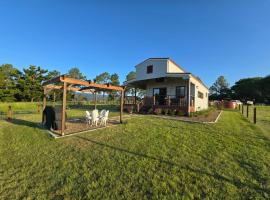 Clandulla Cottages & Farmstay, accessible hotel in Boyland