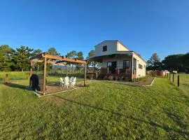 Clandulla Cottages & Farmstay