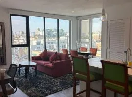 The K-Vista Vacation and Corporate Living in the heart of LA