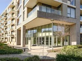 Modern & Cosy Flat in Kingston