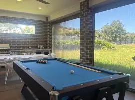 Family-Friendly Gorgeous Farm House TF1952