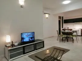 City Tropical Home II