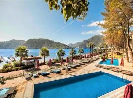 Orka Lotus Beach