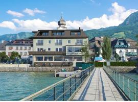 Seehotel Lilly, παραλιακό ξενοδοχείο σε Strobl