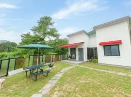 gyeongsan stage-ipple pet pension