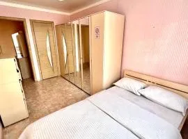 Изумруд Апартаменты 2-ком в центре