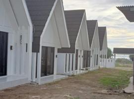 vila cahaya pantai karangpapak, Hotel in Mancagahar