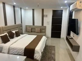 The velvet studios 206