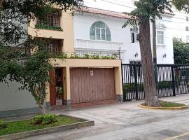 Habitación A1 Trabajar Kitchenette y baño privado, kemp v destinaci Lima