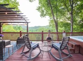 Hot Tub, Fire Pit and Fall Views, Near Polar Express