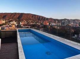 Dto con pileta en Carlos Paz 28!, hotel in La Cuesta