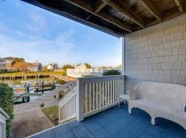 8 Mi to Beach Bayfront Ocean City Condo with Deck