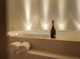 Atipia Cave Suite & SPA
