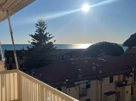 Seaview Apartment - B