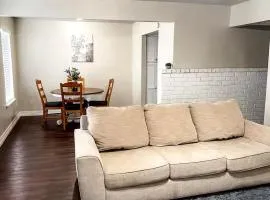 5 Min to Beach and Downtown! Budget Stay, with Parking