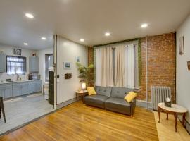 Less Than 2 Mi to Downtown and Capitol Harrisburg Hideaway, ξενοδοχείο σε Χάρρισμπεργκ