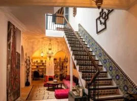 Authentic Riad with Bay View - Heart of Kasbah by CozyHome