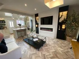House in Westmoor Near Racecourse