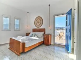 Bianca home with panoramic 180 sea view