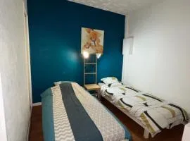 Studio N•2 avec patio en plein cœur de la ville