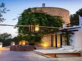 Villa in Ibiza with Countryside Views