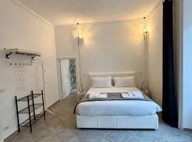 Vicolo Doria 2