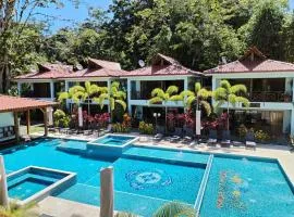 Bungalows Beachfront Hotel、プンタ・ウバにあるCaptain Manuel Niño International Airport - CHXの周辺ホテル