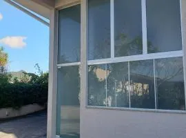 Lindo Duplex com 1 quarto Trindade