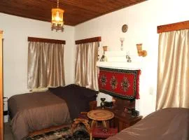Isidora House