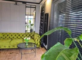 Apartament Dark Prestige NEW ! - dostęp 24h, PROJEKTOR , garaż podziemny , klimatyzacja , duży taras