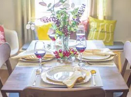 CDO Spacious 1 BR Corner Condo in front of Limketkai Mall