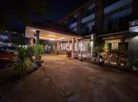 JB Mansion Hotel