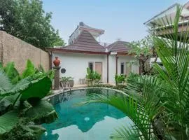 Iconic Lodge Uluwatu