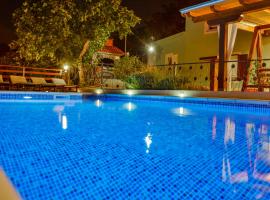 Vacation home TEA, Hotel in Senj
