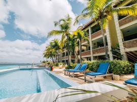 The Bellafonte - Luxury Oceanfront Hotel, hotel in Kralendijk