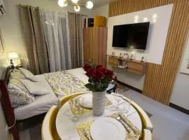 Luxury Condo-Sea View- Near Beach