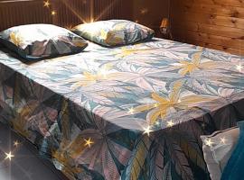 LES HAUTS DE L'ANSE، فندق في بويانت