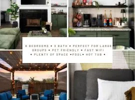 Stunning Family Home with Pool & Hot Tub - Sleeps 17