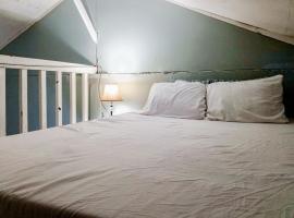 Rezha Homestay Puncak RedPartner, hotel a Campaka