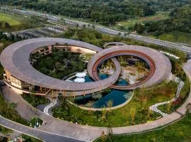 Chengdu Expo Waterfall Hotel - MGallery Collection