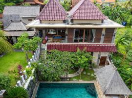 Authentic Bali Villa with Bali Atmosphere!, hotel in Munggu