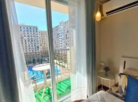 Comfort & Style Studio Pool view with Balcony